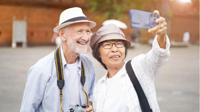 How to Keep Seniors Safe and Comfortable During Holidays