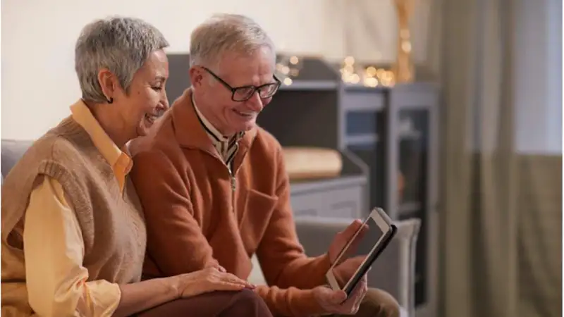 Personal Growth Opportunities in Senior Living