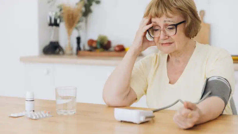 Supporting Elderly Health Through Behavioral Awareness