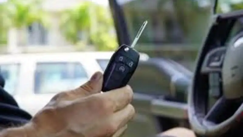 A Complete Guide to Professional Auto Locksmith Services