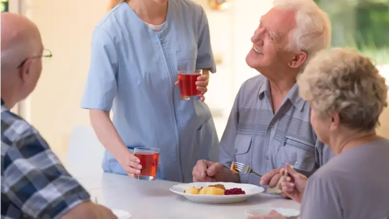 How to Choose the Right Assisted Living Community for Seniors